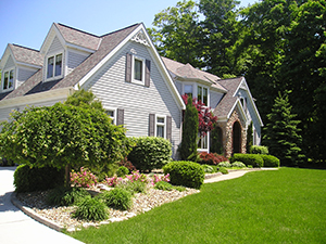 Landscapers and Lawncare Services in Hagerstown, IN